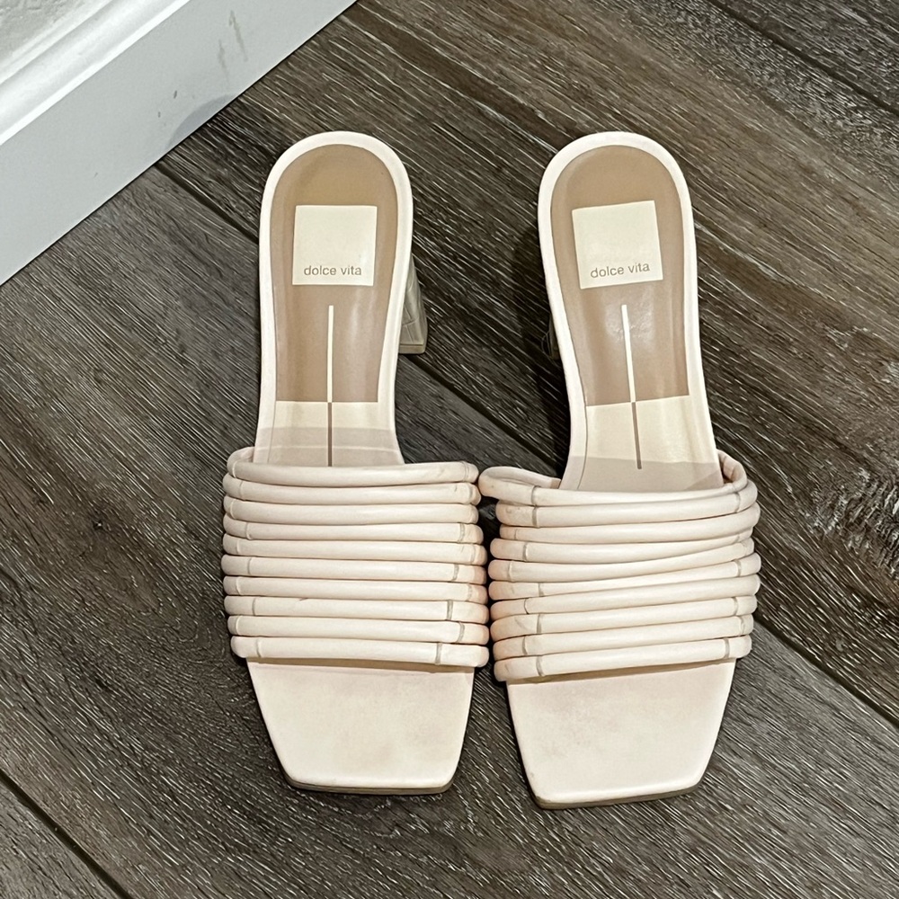 Dolce Vita Beige Women's Heels - Picture 2 of 3